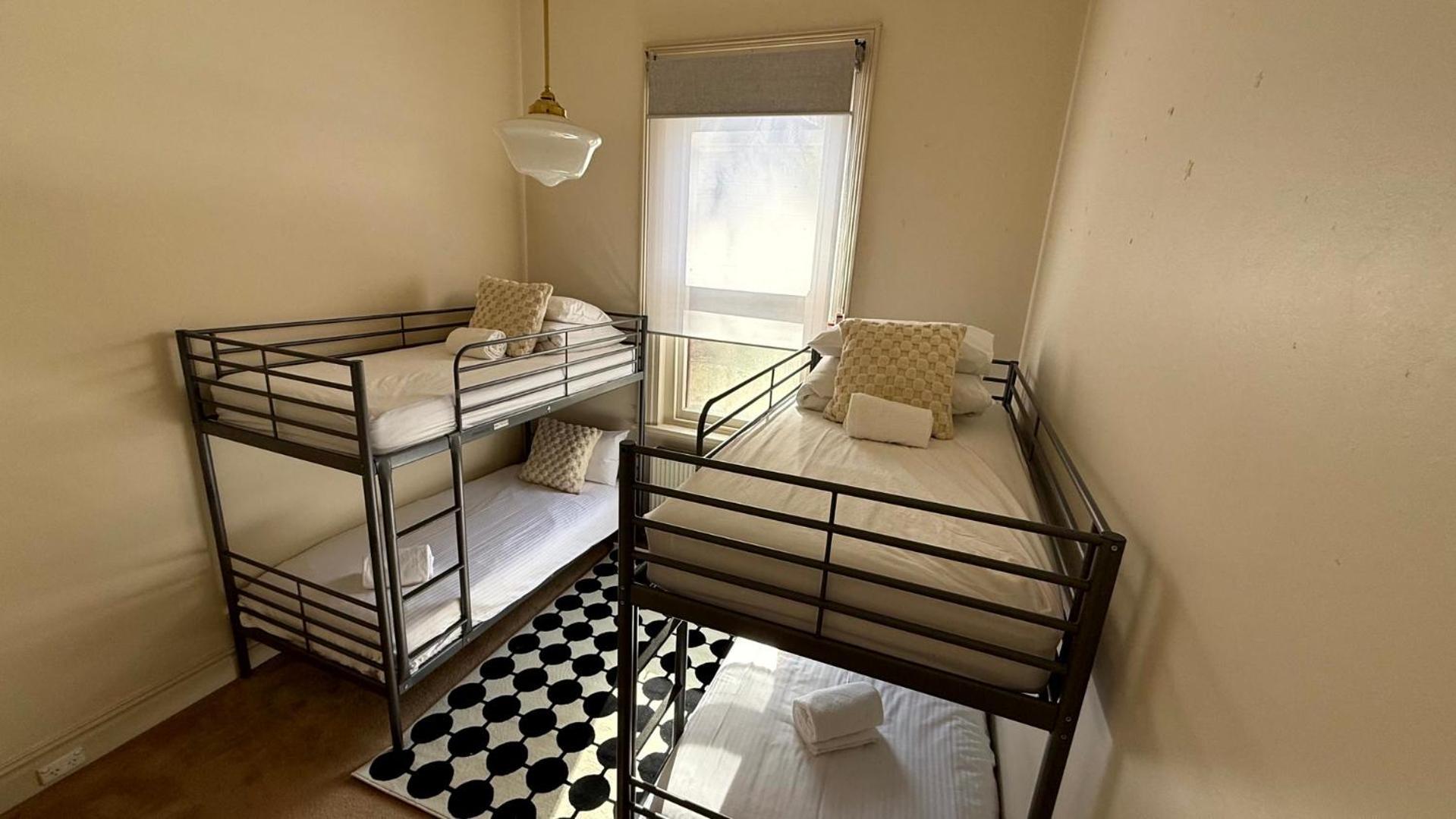 Colonial Bank Motel Omeo Kültér fotó