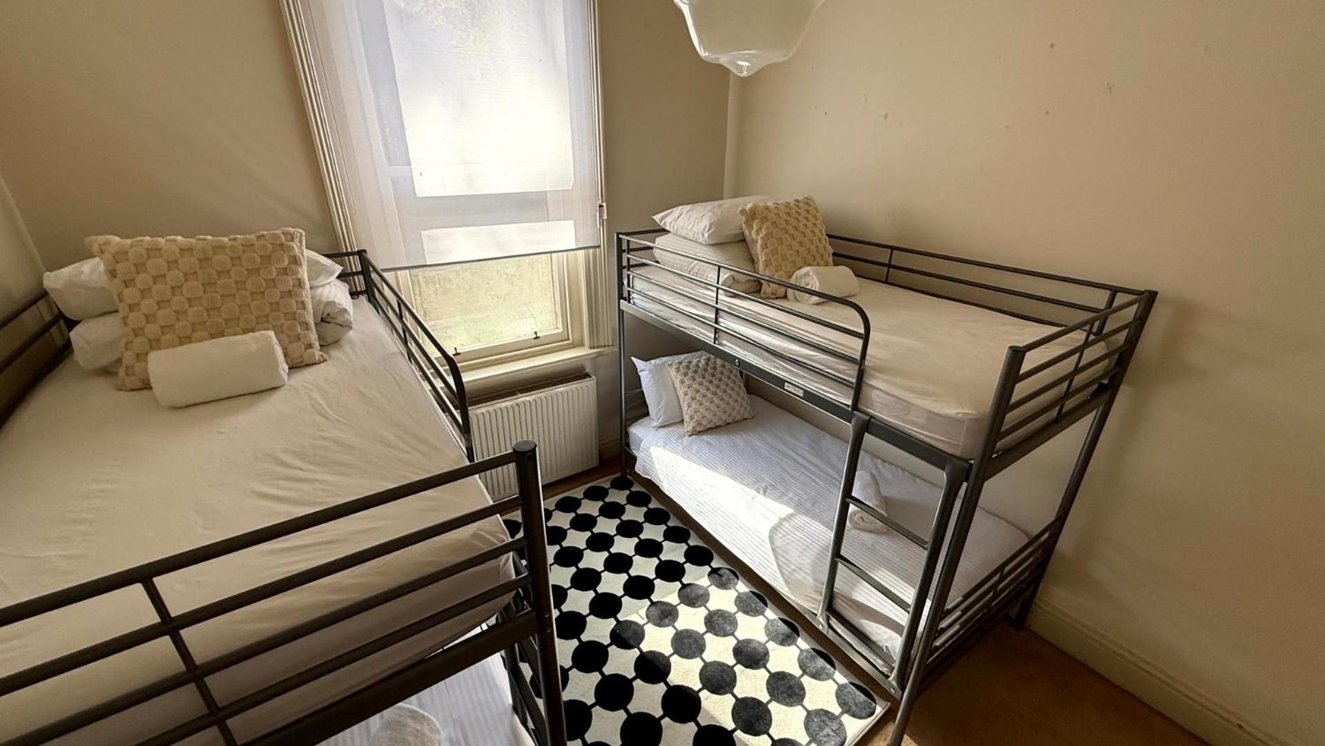 Colonial Bank Motel Omeo Kültér fotó